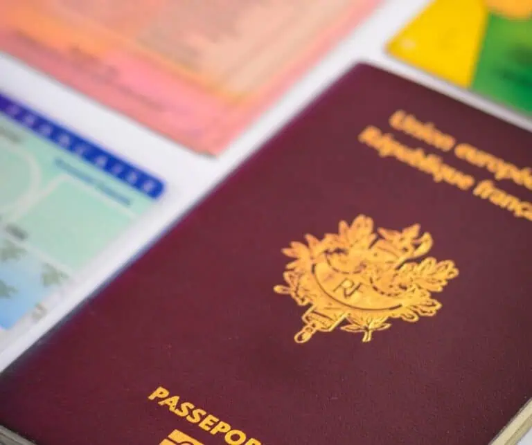 Les documents essentiels pour un voyage réussi