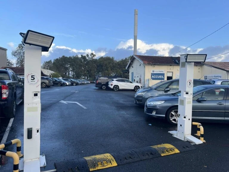parking solution bordeaux merignac